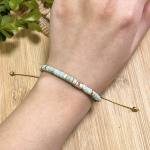 Bransoletka boho z błękitnych koralików LAZUR