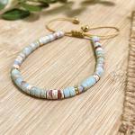 Bransoletka boho z błękitnych koralików LAZUR