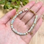 Bransoletka boho z błękitnych koralików LAZUR